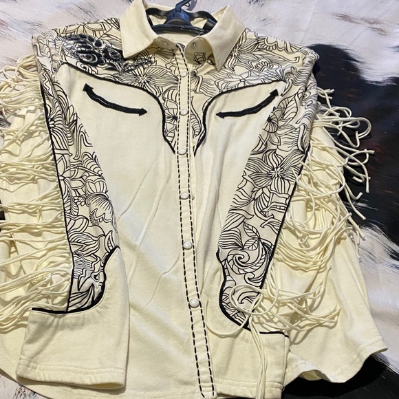 Double D Ranch Ivory Top - Picture 2 of 4